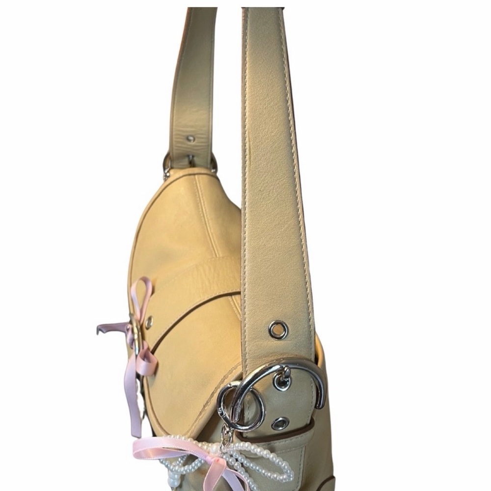 🔥 Vintage Coach Soho Flap Bag 9248 –Y2K 2003 Buckle Shoulder Bag | Beige Leather - Picture 5 of 11